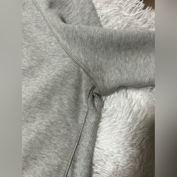 Women’s grey lululemon scuba jacket Size 10 - Picture 6 of 7